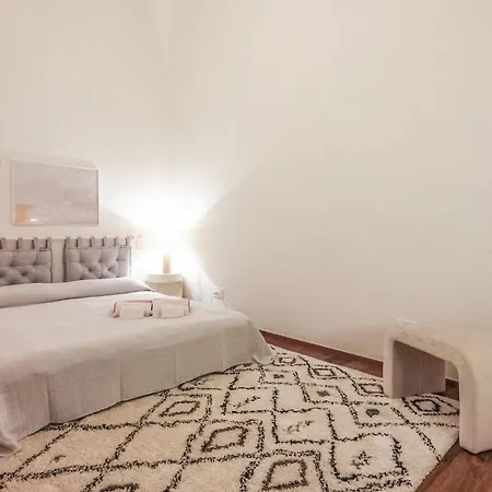 Tea Tree 2 * Castellana Grotte